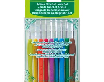 Clover Amour Crochet Hook Set – 9 Soft Grip Hooks (2.0mm–6.0mm)