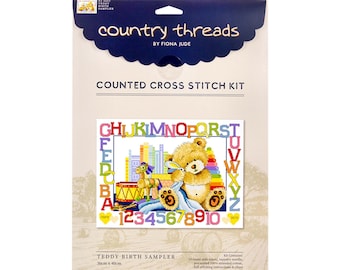 Fiona Jude Country Threads – Korsstygnsprovkit för födelse – Little Teddy