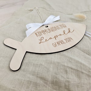 Türschild mit Name Personalisiert Fisch Kommunionkind Geschenk zur heiligen Kommunion Holztürschild Kommunionsgeschenk Namensschild Bild 2