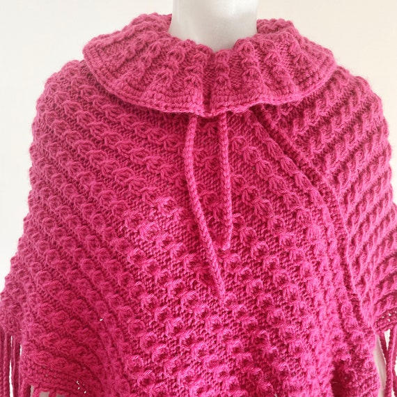 Hand Crochet Pink Knit Poncho Cape. Unique vintag… - image 2