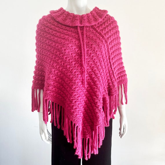 Hand Crochet Pink Knit Poncho Cape. Unique vintag… - image 7