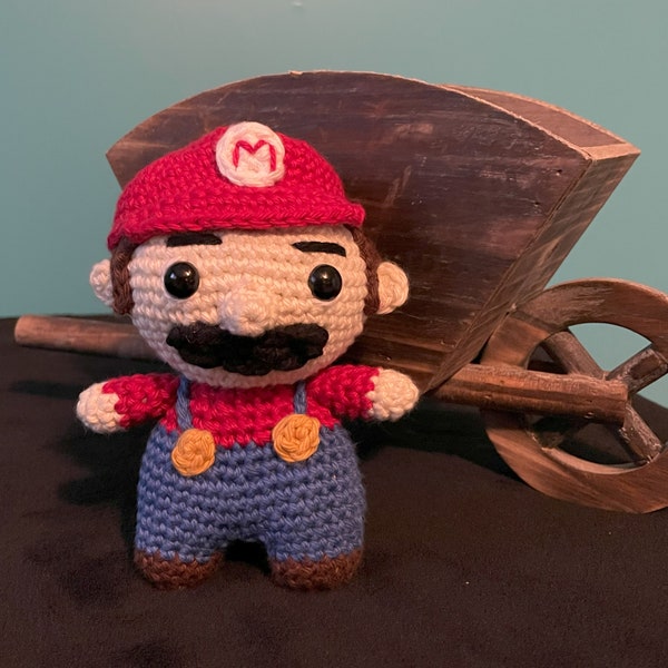 Gift under 40.00 / Super Mario / Crochet / Amigurumi / handmade