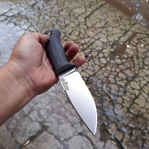 Custom Made bushcraft outdoor survival knife