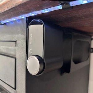 ARCTIS Nova Pro Wireless Under Desk & Side Mount