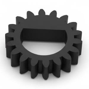 Può includere: Un ingranaggio nero con denti distanziati uniformemente. L'ingranaggio ha un'apertura rettangolare centrale ed è posto su uno sfondo bianco. Il design dell'ingranaggio suggerisce che si tratta di un componente per macchinari o dispositivi meccanici.
