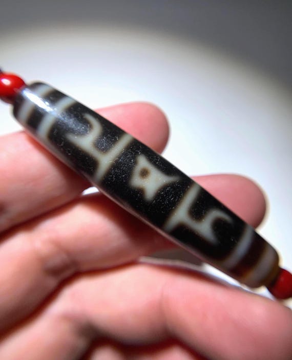 Dzi Bead ' Lotus Master Magic Instrument & Special words ' Amulet Pendant Necklace