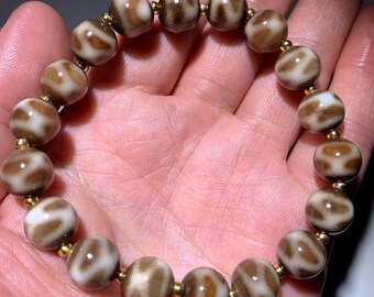 一番の Dzi Bead  タレント・お笑い芸人