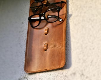 手作りの革製グラスホルダー：グラス5個用壁掛けオーガナイザー
