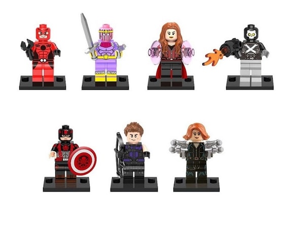lego giant man minifigure