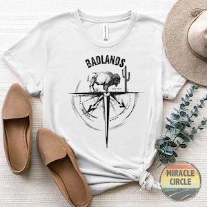 Badlands Crewneck Shirt, Bison Fluffy Cows Badlands National Park Wilderness Compass Mountain Forest shirt