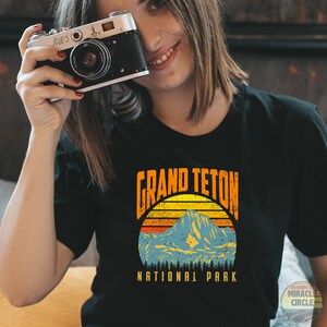 Grand Teton Shirt, Vintage Reise Grand Teton National Park Mountain Camping Wandern Bergshirt