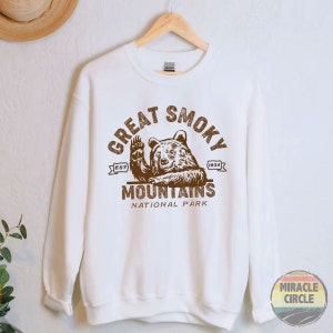 Great Smoky MountainsCrewneck Sweatshirt, Smoky Mountains National Parks Crew Camping Hiking Mountains Sweatshirt