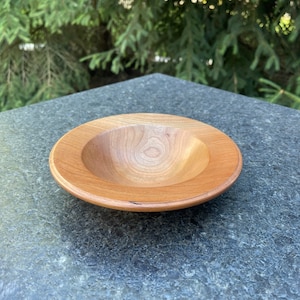 Hand Turned Cherry Wood Bowl: Home Decor Accent Piece (7 1/4&quot;)