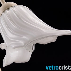 Glossy white calla cup replacement glass shade. Hole Ø 3 cm, for table lamp