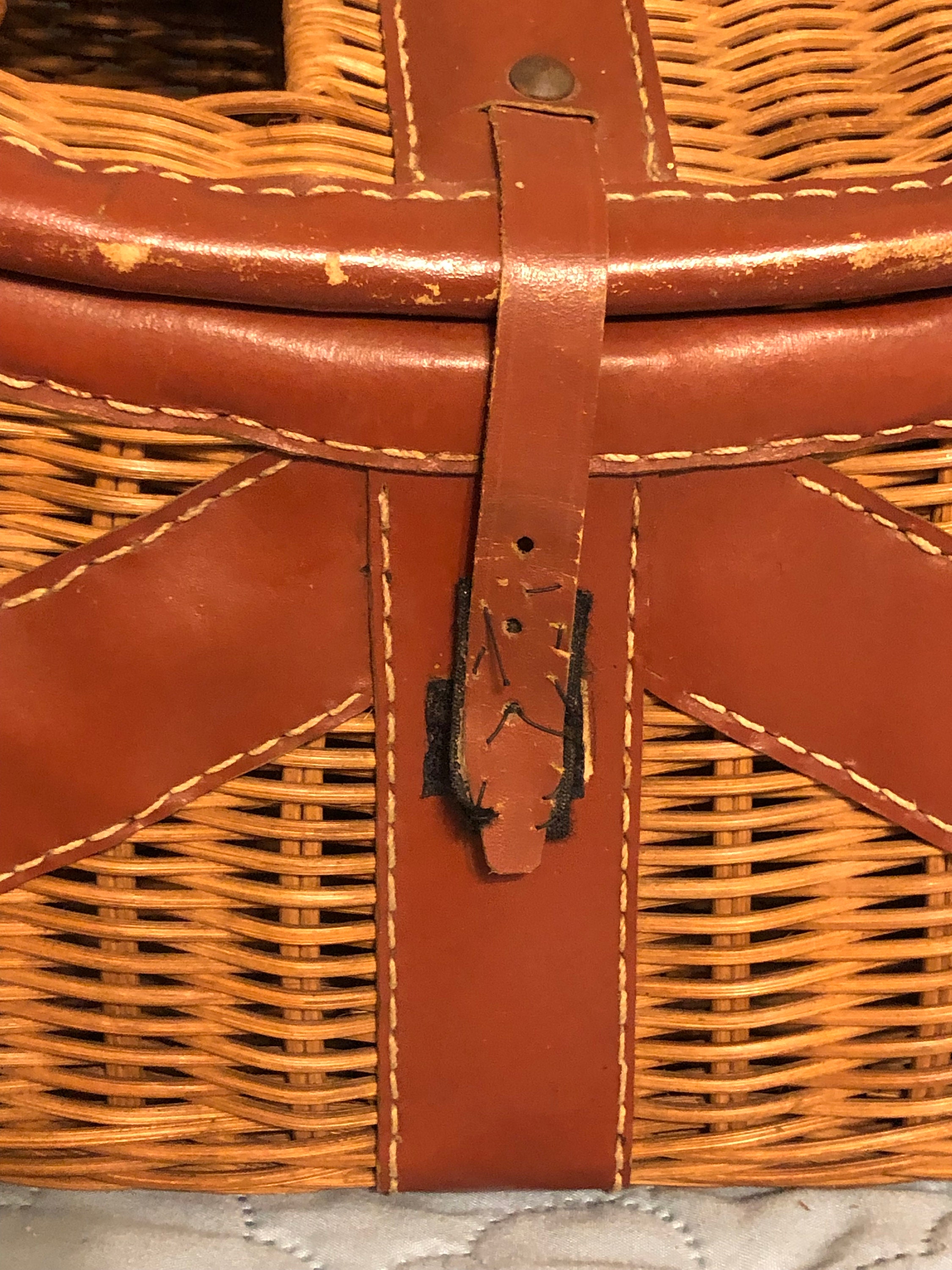 Vintage Fishing Creel/basket With Attached Leather Strap Etsy
