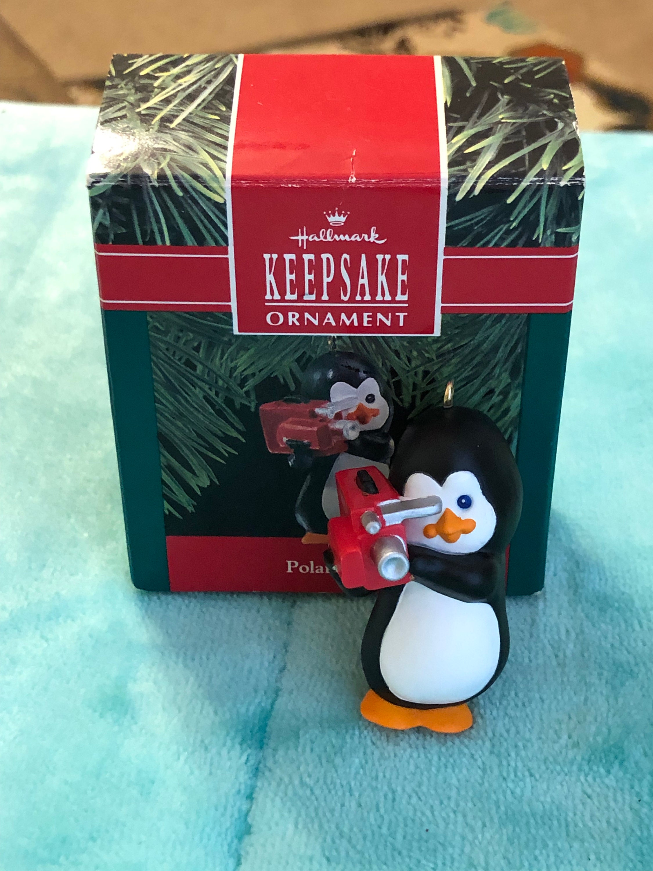 FREE SHIPPING Hallmark Keepsake Ornament Polar Video Original Box 1990