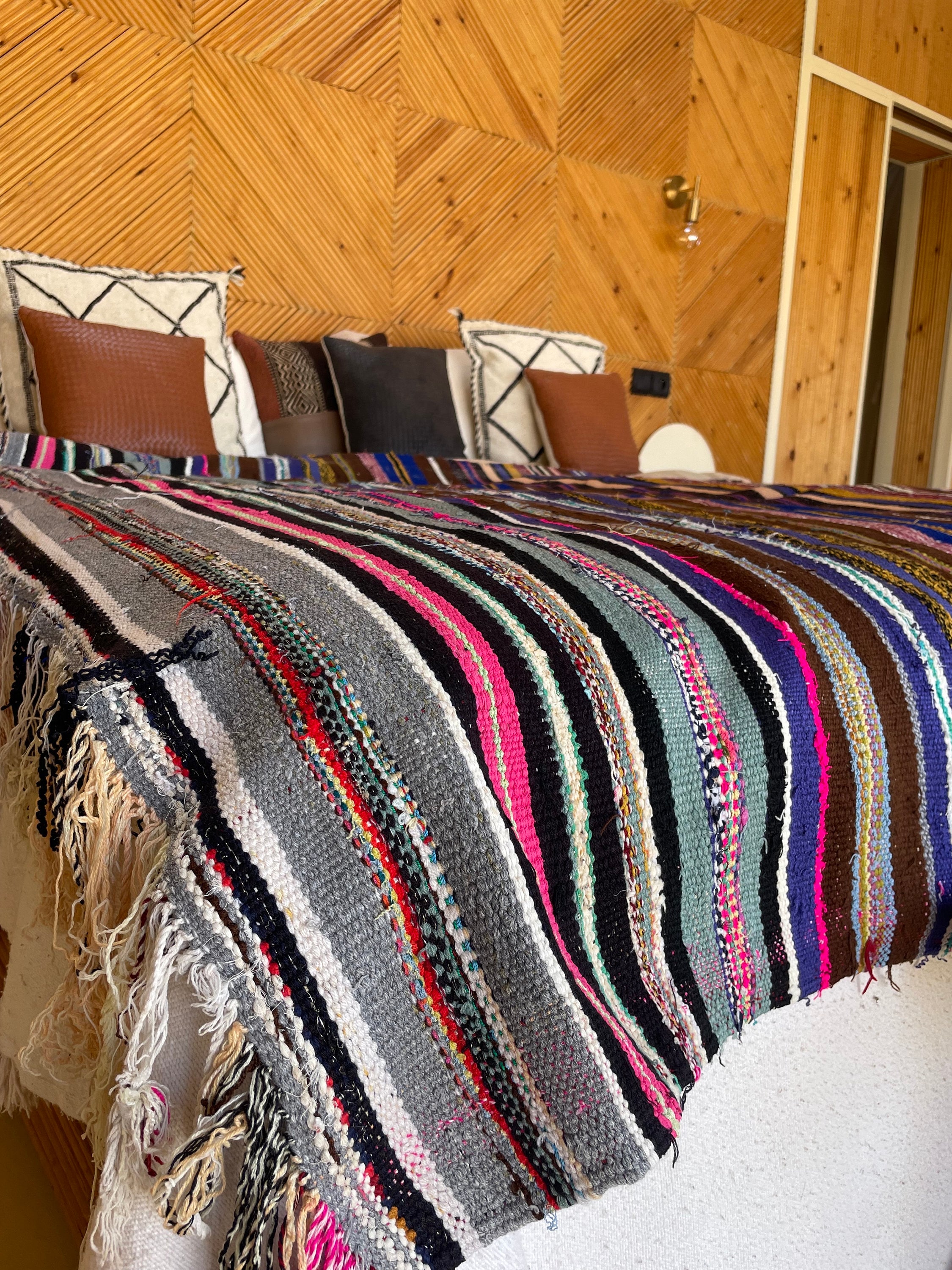 Multicoloured Vintage Handwoven Moroccan Berber Blanket - Authentic ...