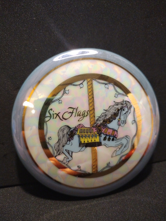 Vintage Six Flags Jewelry Dish - image 1