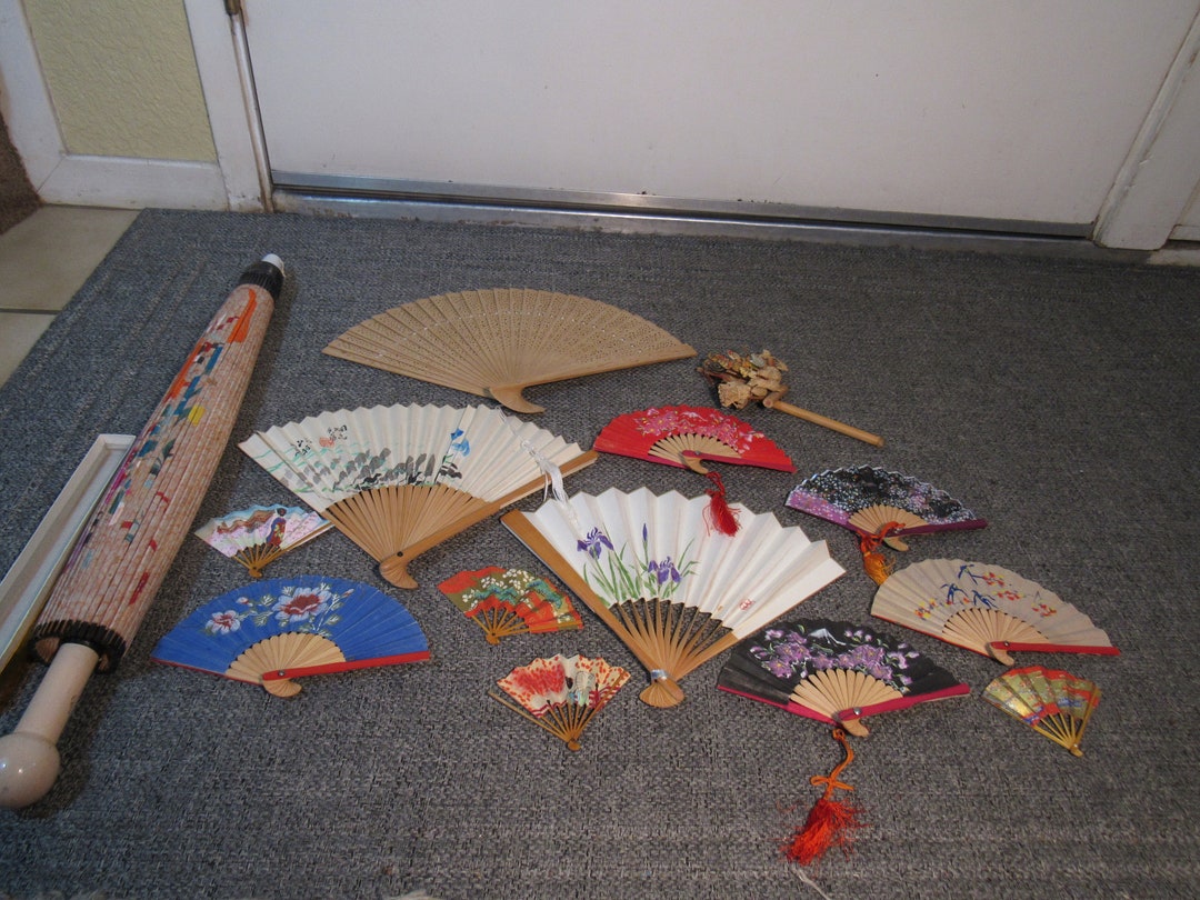 Lot Assortment of 12 Japanese Paper Fans Paper Umbrella Etsy