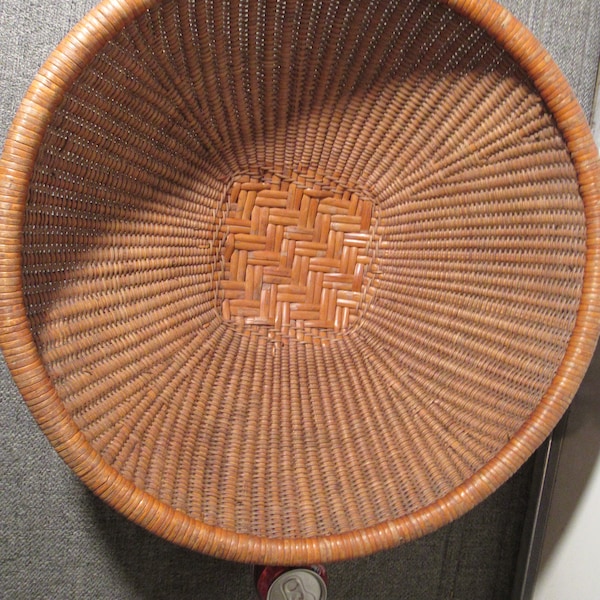 Beautiful antique Philippine Ifugao round carrying basket