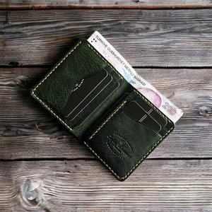 Portafoglio tascabile fatto a mano – accessorio compatto in pelle italiana