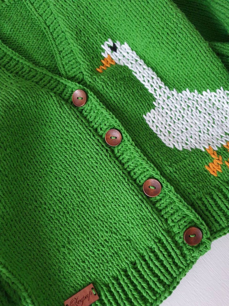 Cardigan Oie Tricoté Bébé & Enfant / Cardigan for Babies and Kids Unisexe image 3