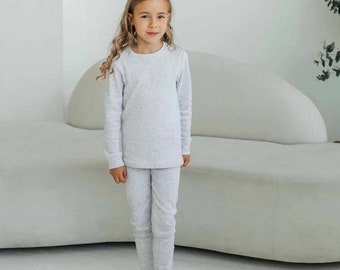 Pyjama-Combines Thermiques en Coton ouaté léger pour Bébé et Enfants / Micro Fleece Cotton Pyjamas-Active Wear Handmade for Babies and Kids
