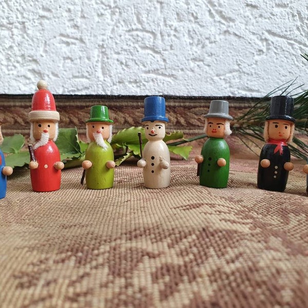 Erzgebirge, folk art, handicrafts, wooden figures (7), vintage, Germany,