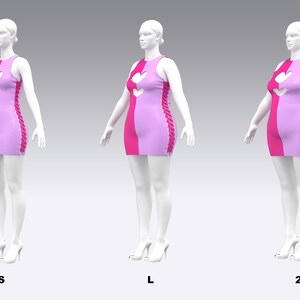 Puede incluir: Un vestido mini rosa y fucsia con un corte en forma de coraz&oacute;n y un detalle de encaje en el lateral. El vestido se muestra en tres tallas: S, L y 2X.