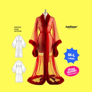 Puede incluir: Una bata roja transparente con ribete de piel sintética, exhibida en un maniquí. La bata presenta un cinturón y mangas largas. La imagen incluye el texto "VINTAGE ROBE PATTERN", "katkow SEWING PATTERNS", "M-L 3 SIZES" y "drag queen sewing pattern".