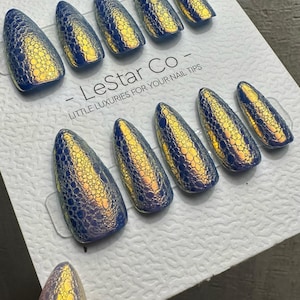 Golden Serpent Press On Nails: Glam Bubble Effect, Hand Painted Gel