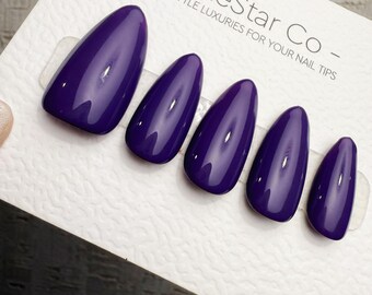 Unghie acriliche in gel Royal Violet Mist fatte a mano - Offerta a tempo limitato: 4x3