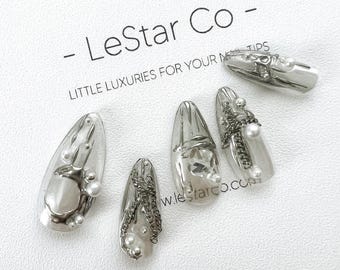 Timed Offer 4 For 3) Handmade Press On Moonlit Chain Chrome Pearl Gel Nails