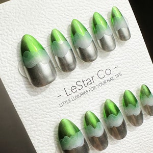 Reusable Press On Nails: Green Chrome Gel Fake Nails