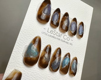 Reusable Living on Mars | Premium Short Press on Nails Gel Manicure | Fake Nails | Handmade | Lestarco faux nails TMR395