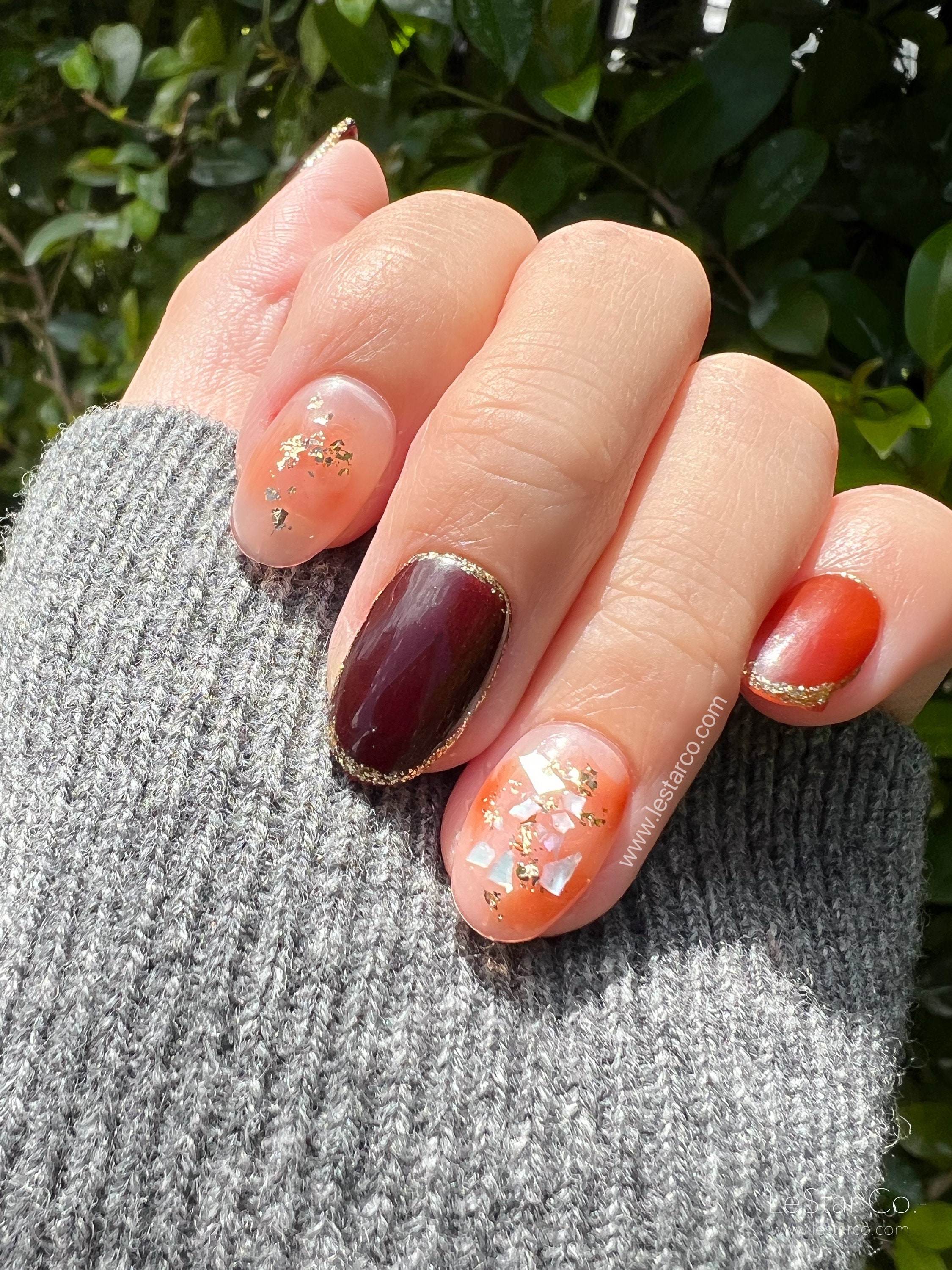 Reusable Burgundy Gold Foil Nails Premium Short Press on Nails - Etsy Hong Kong Reusable Burgundy Gold Foil Nails Premium Short Press on Nails - Etsy Hong Kong