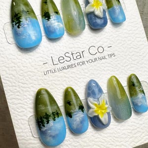 Blue Forest Dreamscape Press On Nails: handgeschilderde herbruikbare gelnagels