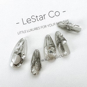 Moonlit Chain Press On Nails: Chrome Pearl Faux Nails