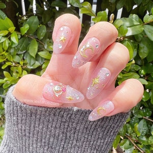 Wiederverwendbare Stern Mond inspiriert | Premium-Press on Nails Gel-Handgemalte Pressons Anpassbare Bunte Gel-Nagel-Künstler-Kunstnägel 139zz