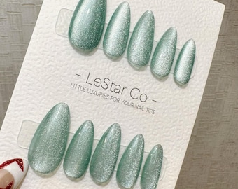 Handmade Mint Frost Cat Eye Gel Nails – Reusable Press On Set