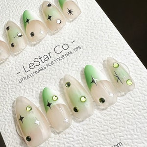 Green Star French Tip Press On Nails: Handmade Reusable Gel Nails