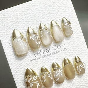 Offerta a tempo limitato: 4 al prezzo di 3! Unghie acriliche in gel con foglia di bambù dorata, realizzate a mano.