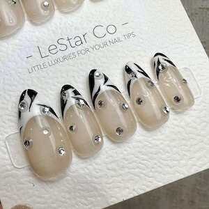 Handmade French Tip Press On Nails: Chic Contrast Gel Nails