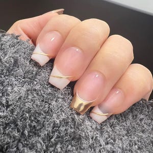 Handmade Gold French Tip Gel Nails – Reusable, Customizable Press-Ons