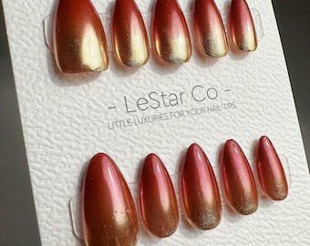 Tijdelijke aanbieding 4 op 3) Handgemaakte pers op roodgouden ombre-gelacrylnagels