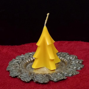 Small beeswax fir tree candle