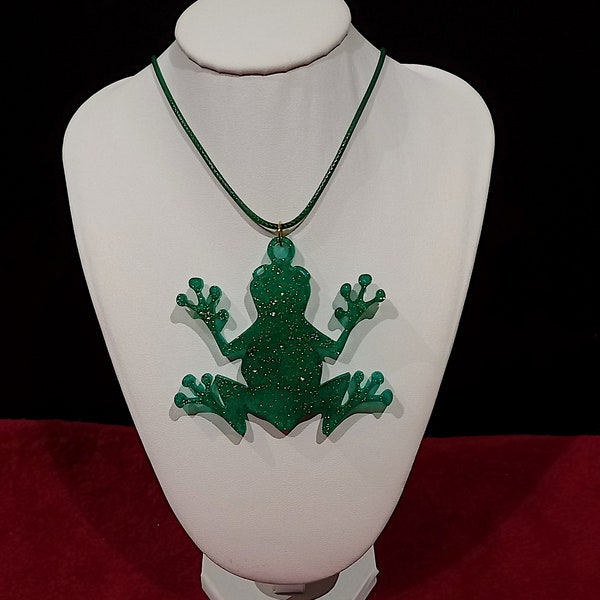 collier grenouille