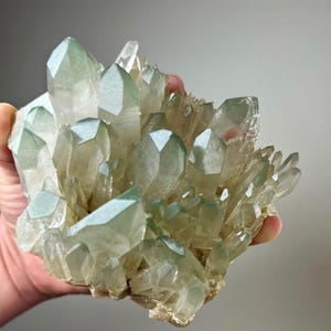 Himalayan Quartz Cluster with Green Chlorite/ Mystical Chlorite Himalayan Quartz Cluster/ Healing Shamanic Frequencies