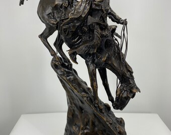 Frederic Remington “mountain Man” Bronze Sculpture - Baby to Jumbo