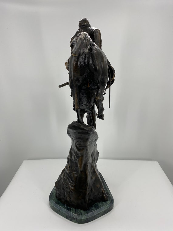 Frederic Remington “mountain Man” Bronze Sculpture - Baby to Jumbo